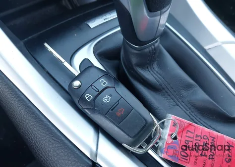 2013 Ford Fusion Se из США, поврежденный, VIN 3FA6P0H78DR104917